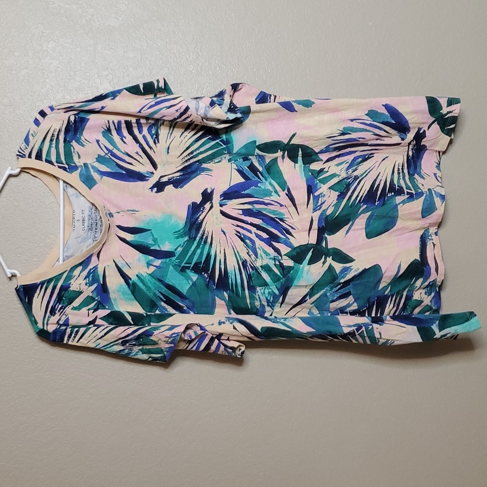 Torrid 5X Pink Palm Print classic fit short sleeves tee shirt